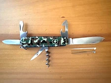 Victorinox Swiss Army Knife Spartan Camo w/10 Tools Excellent