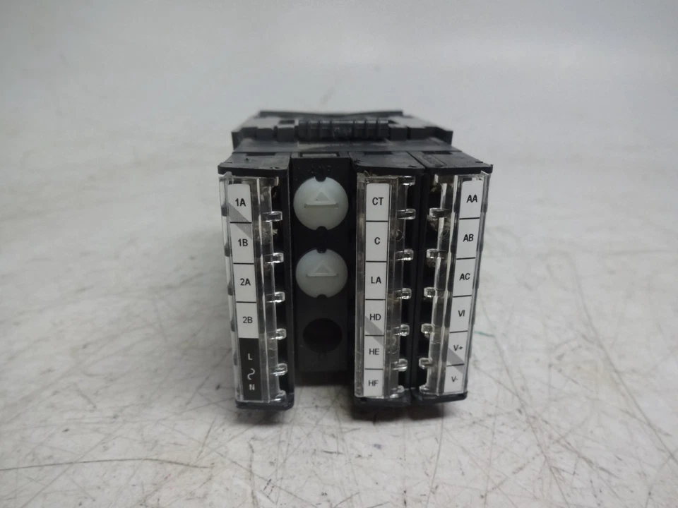 Eurotherm 3216 Temperature and Process Controller - Image 4 of 4