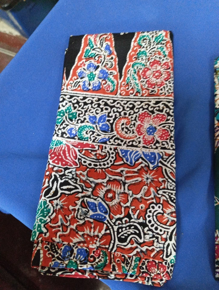 Kain Batik Terengganu Made In MALAYSIA  - Image 4 of 4
