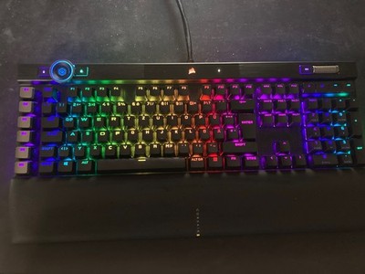 Corsair K100 RGB OPX Optisch-mechanische Gaming-Tastatur - F Taste defekt