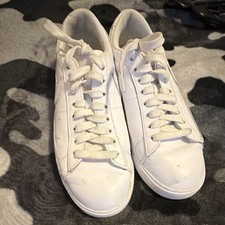 Nike Low Top White Leather Sneakers Lace Up U...