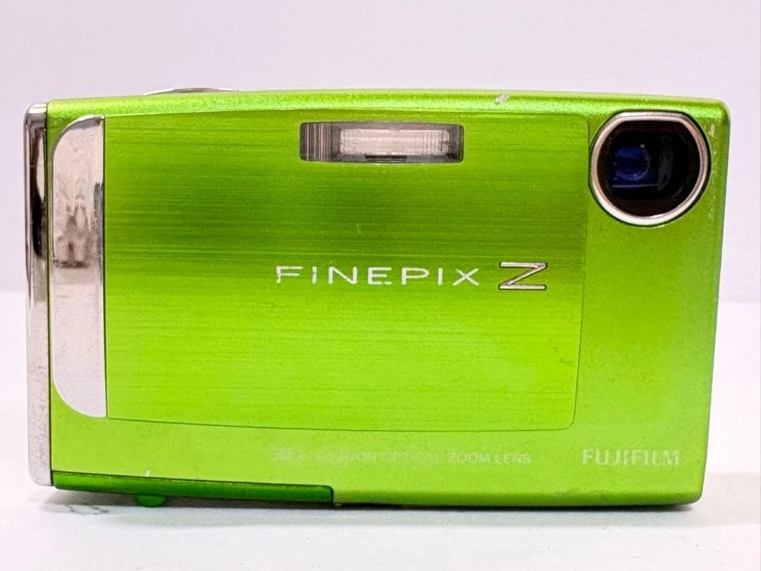 FUJIFILM Fine Z10fd デジタルカメラ Fujifilm FinePix Z10fd Digital Cameras 7-7.9 MP Maximum Resolution