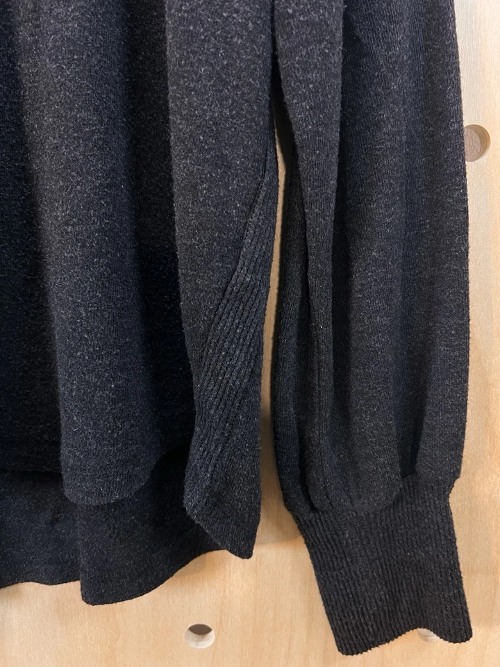 P.J. Salvage Womens Classic Pullover Sweater Size Large Heather Charcoal - Image 3 of 4