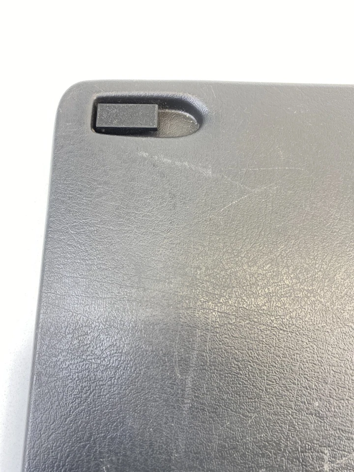 2005-2009 GMC Envoy Rear Right Cargo Storage Door Cargo Panel Door 15158085 — 第 3/4 张图片