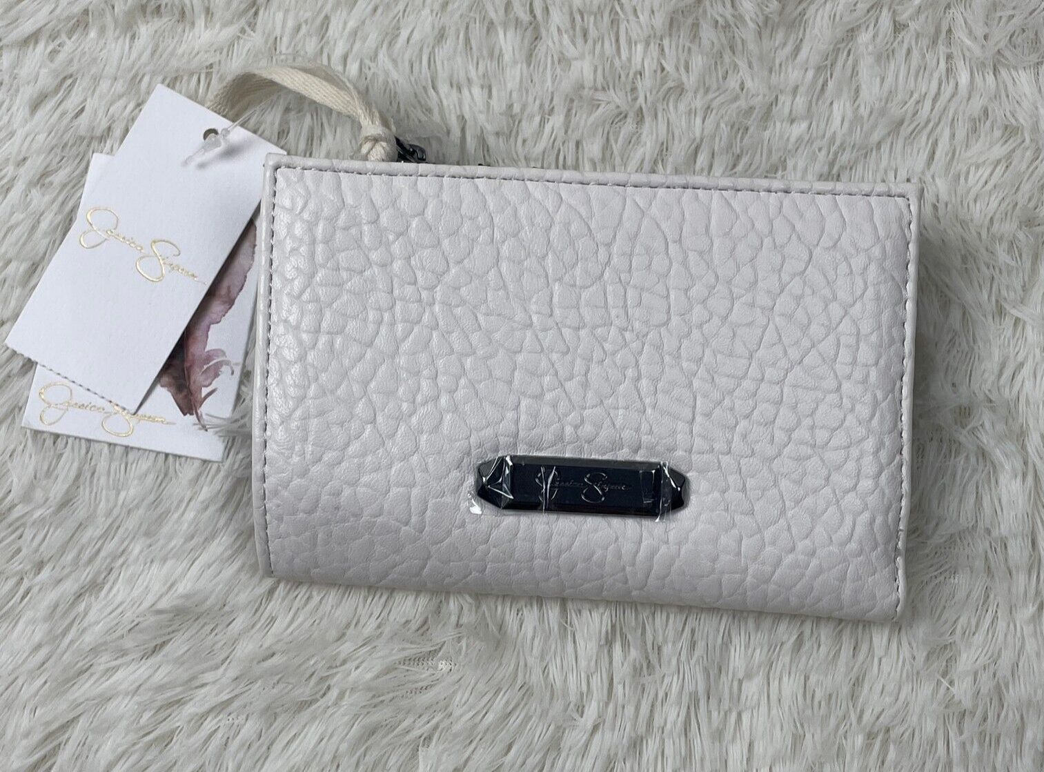 Jessica Simpson Alison Pebbled Faux Leather Center Divider Wallet in White Brand New