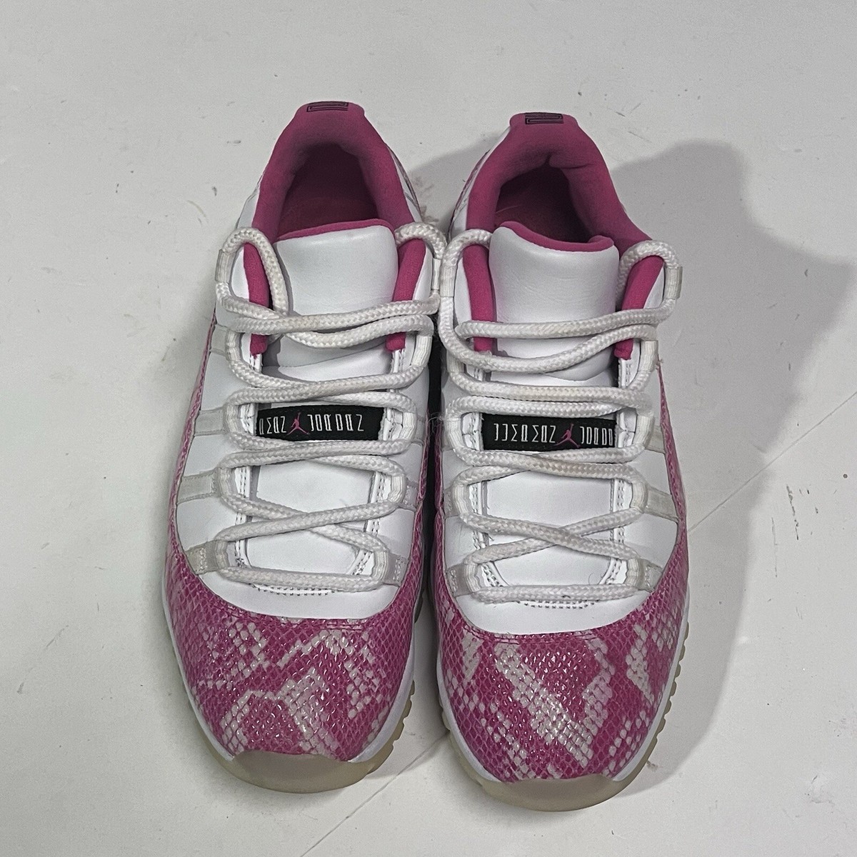 Nike Air Jordan 11 XI Retro Women's Size 10 Low Pink Snakeskin