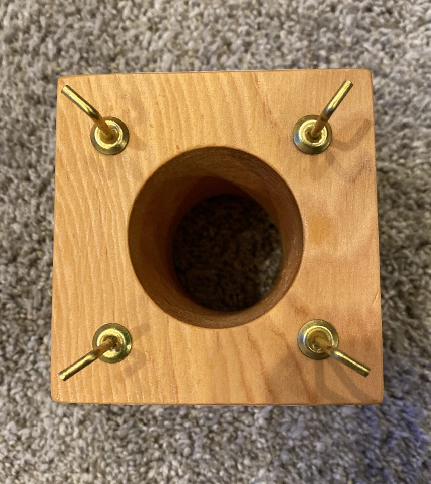 VINTAGE NOS GRANNY'S MAGIC ROPE RUG BLOCK KIT YARN MAKING MACHINE - Image 3 of 4