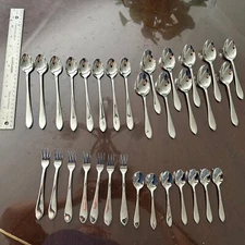 Retroneu Kent Stainless 18/8 Korea Flatware Mixed Lot Of 32 Pieces EXCELLENT