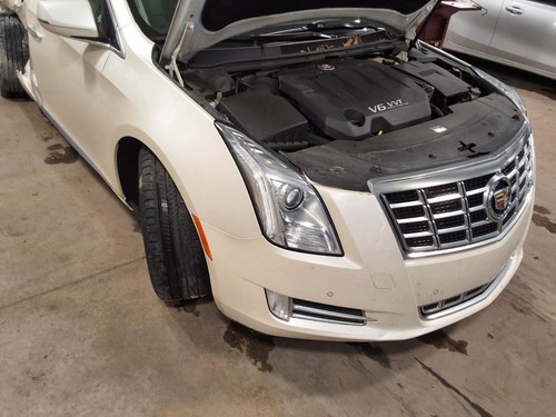 2013 Cadillac XTS Passenger Right Headlight Assembly OEM Used 61000 Miles