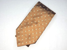 BROOKS BROTHERS MAKERS  GEOMETRIC  men's tie 100 Silk Made in USA