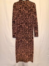 XL Fashion Nova long sleeve midi dress with bronze swirl pattern