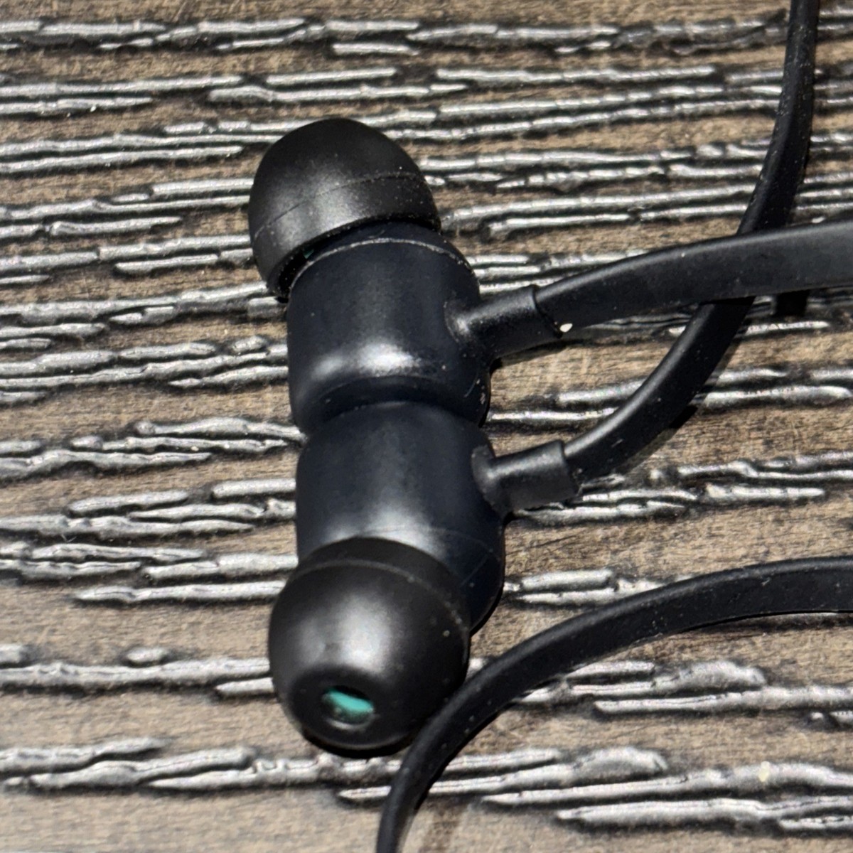 Beats by Dr. Dre Flex Wireless In-Ear Headphones A2295 Black | eBay