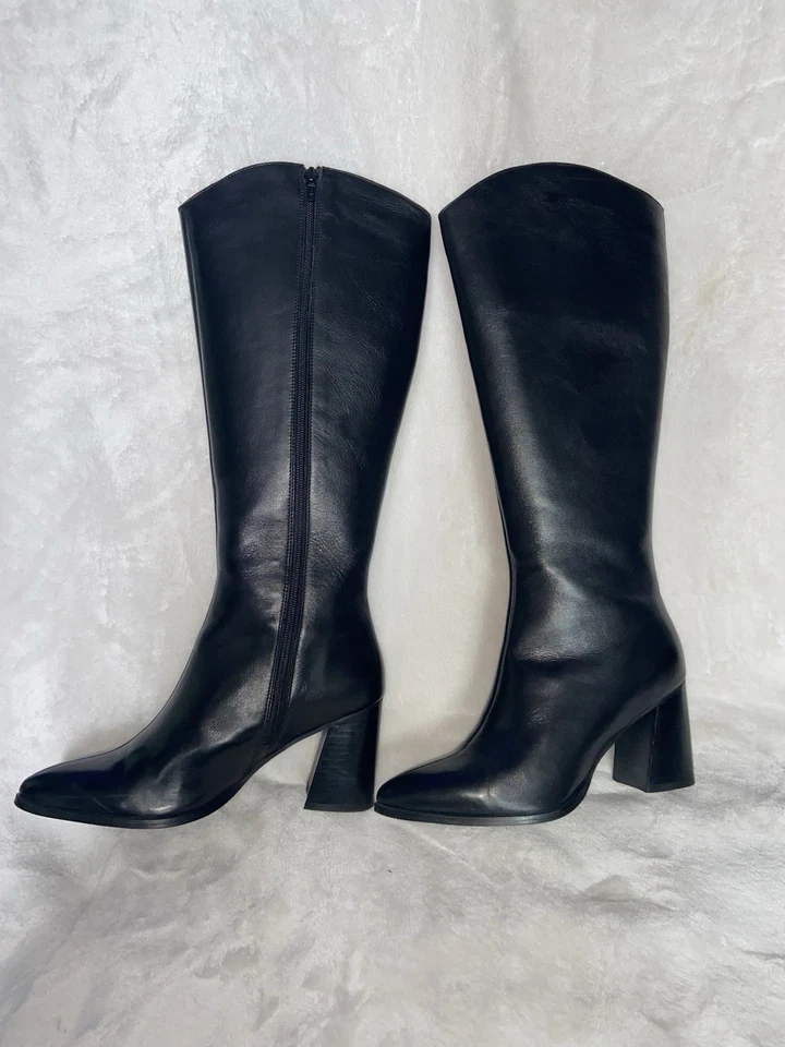 Botas de cuero negras Journee Signature Laila usadas en excelente estado - (talla 9, pantorrilla regular) Foto 2 de 4