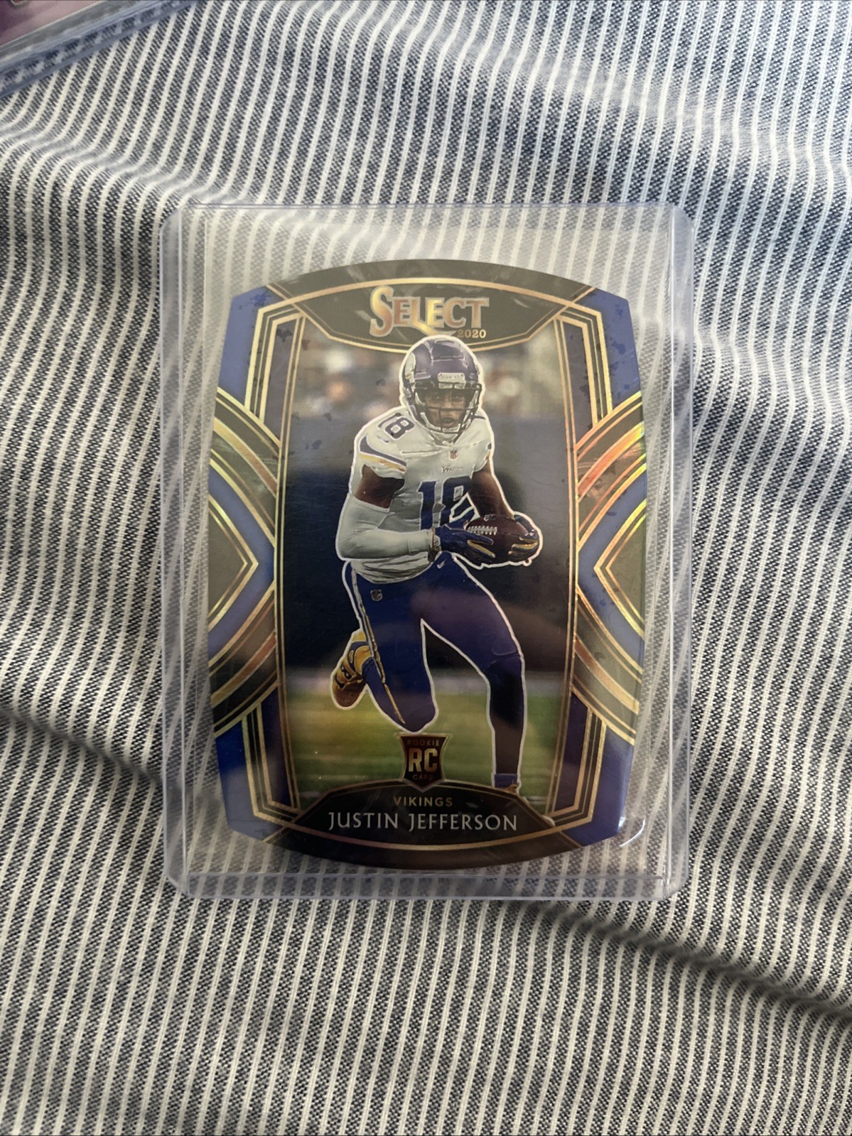 2020 Panini Select - Club Level Justin Jefferson #261 Blue Prizm Die-Cut (RC)