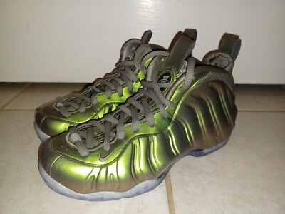 Nike Foamposite One Iridescent Green Stucco Women's AA3963