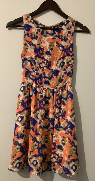 LUVALOT Size 6 Mini Sun Dress Sleeveless Cut Out Back Zip Waistband Summer VGC