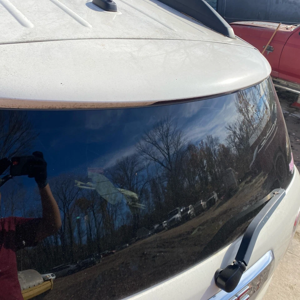 Se adapta a 07-10 Saturn Outlook 13-16 GMC Acadia puerta trasera ventana vidrio térmico Foto 3 de 4