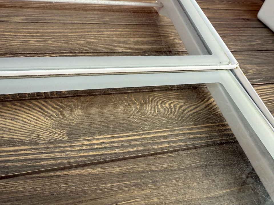 Whirlpool WRF736SDAM13 冰箱 搁板 玻璃 插件 替换件 — 第 2/4 张图片