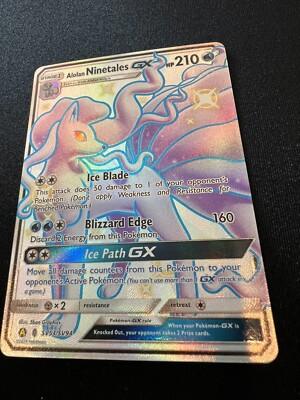 Pokémon TCG Alolan Ninetales GX Hidden Fates SV53/SV94 Holo Full