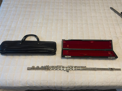 Pearl Flute Open Hole PF-661- Quantz series OFFSET G, SPLIT E AND