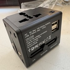 Universal Travel Power Adapter USA EU UK AUST All In One Compact Plug