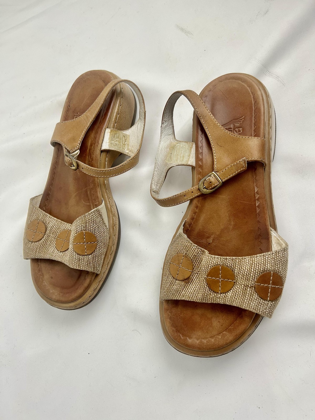 APL Scarpe Dansko sandali donna taglia 38 beige pelle marrone cinturino alla caviglia made Portugal