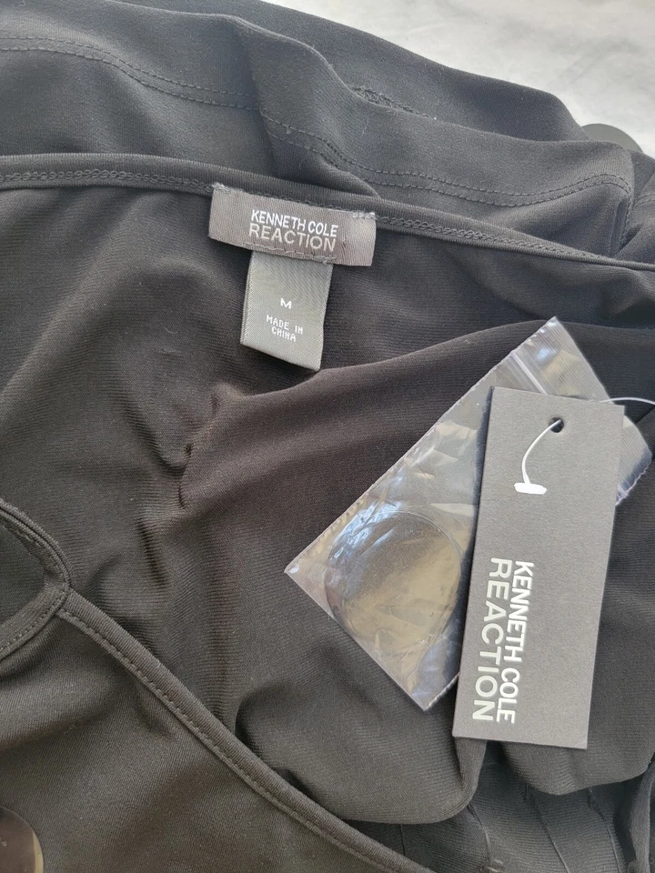 Camiseta sin mangas Kenneth COLE Reaction lentejuelas negra con correa de espagueti talla M Foto 4 de 4