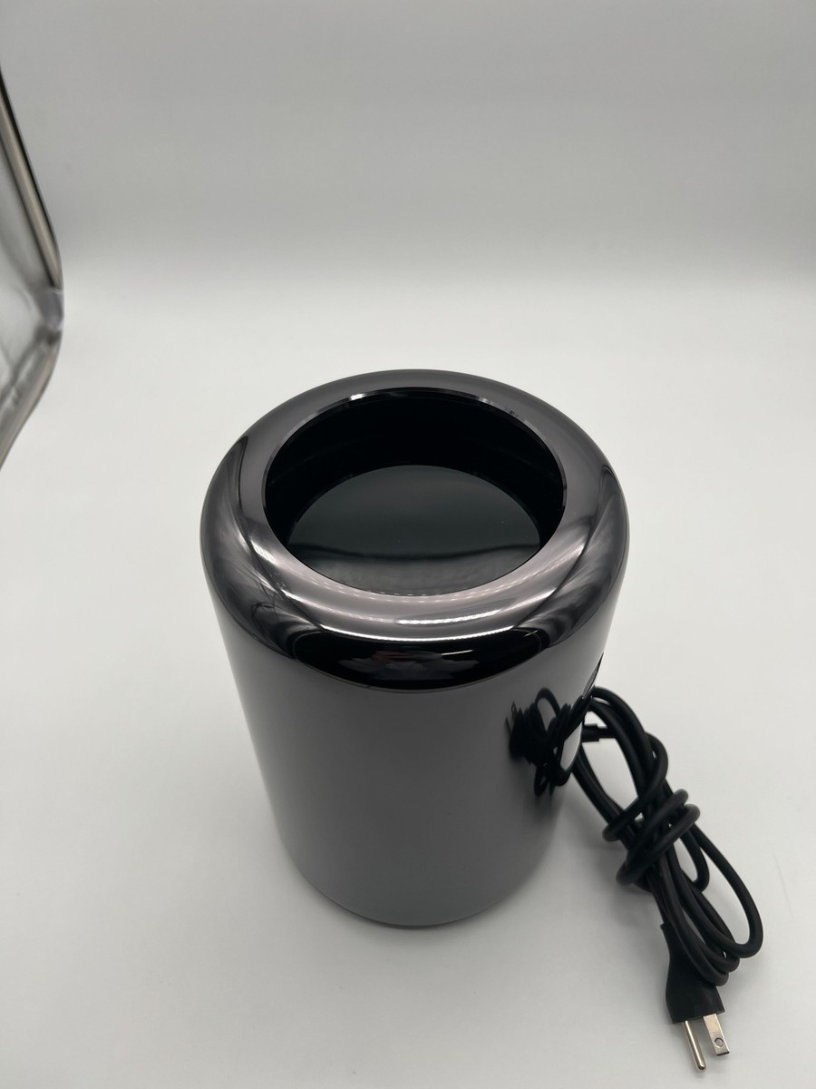 Apple Mac Pro A1481 Intel Xeon E5-1680 3.00GHz 32GB RAM 512 Apple Mac Pro A1481 Intel Xeon E5-1680 3.00GHz 32GB RAM 512