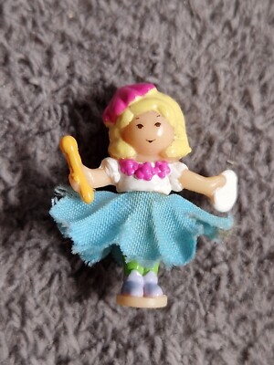 Polly Pocket Petal Village