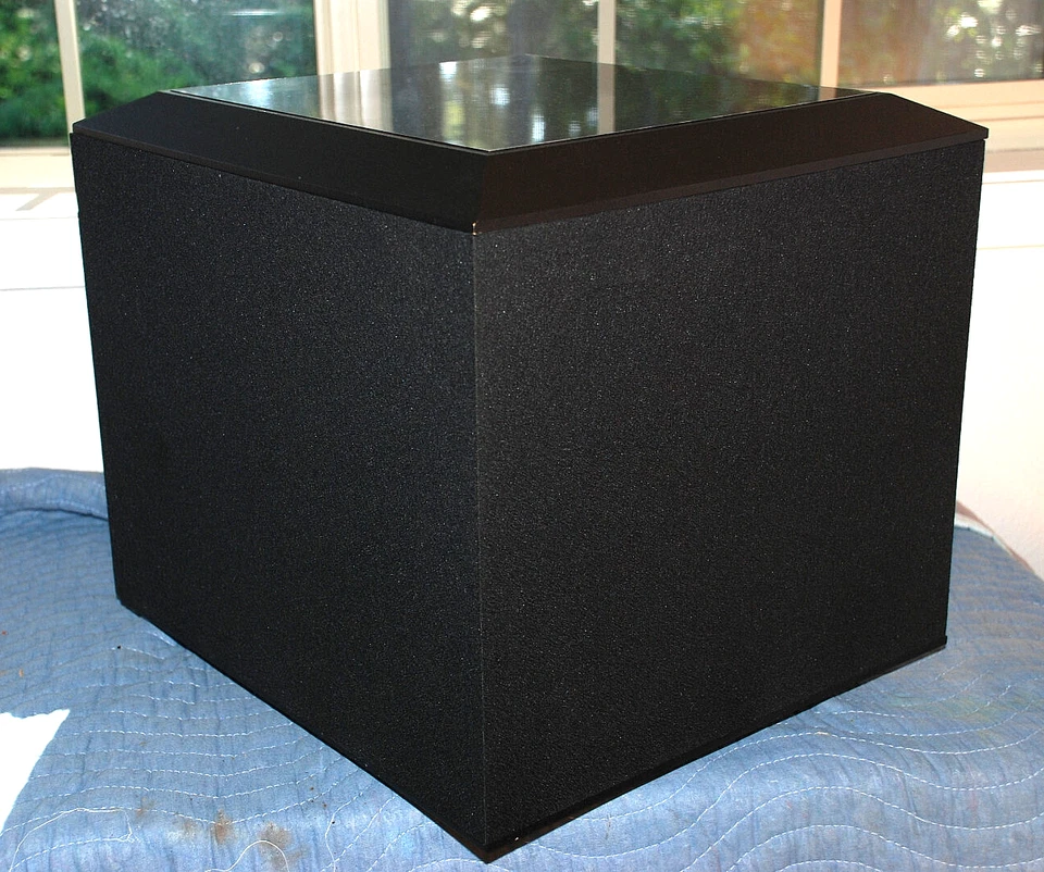 TRIAD Thunder Powered Subwoofer Activo En Sala Altavoz Teatro EE. UU. De Colección 1992 Foto 4 de 4