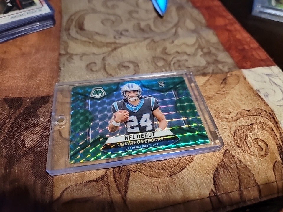 2024 Panini Mosaic - NFL Debut Jonathon Brooks #276 Green Mosaic Prizm (RC)