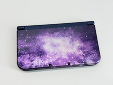 Nintendo New 3DS XL Galaxy Edition Bundle - usage example