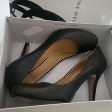 Nine West Dress shoes Heels Brown size 8.5