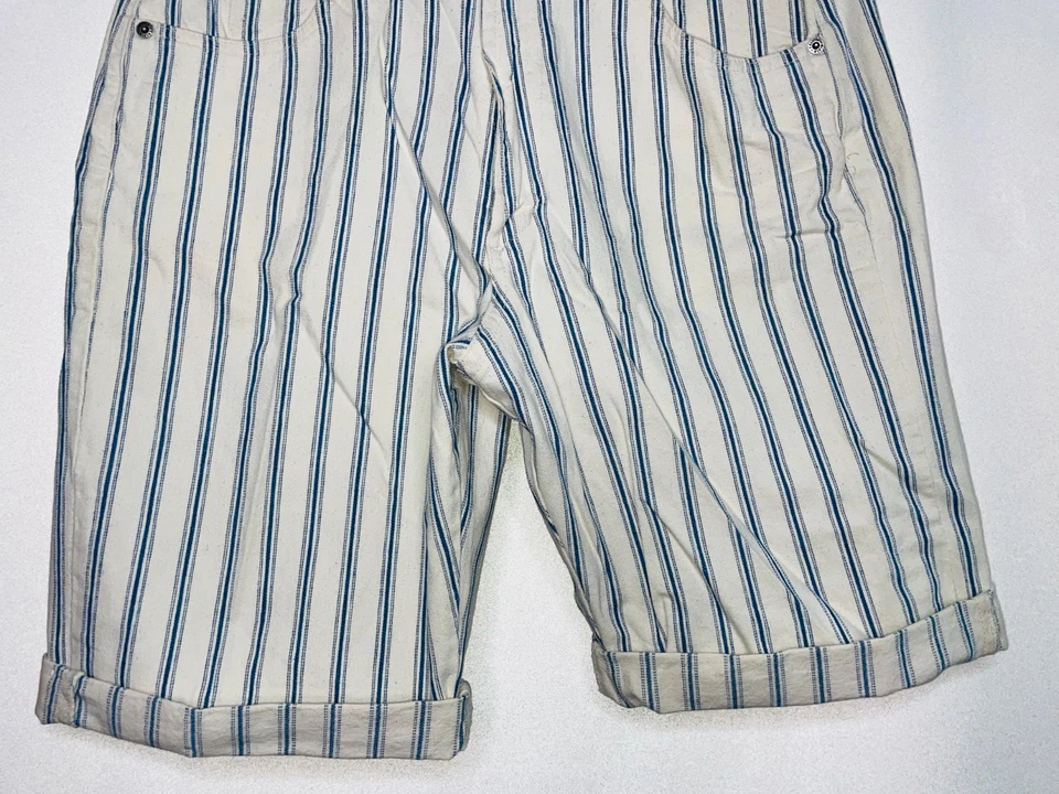 CALVIN KLEIN SPORT Blue White Denim Short Mom Pleated Pockets Size 12 Vintage - Image 3 of 4