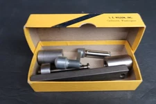 L.E. WILSON CASE TRIMMER WITH X1 SHELL HOLDER 30/30,32 SPECIAL,25,30,& 32 REM