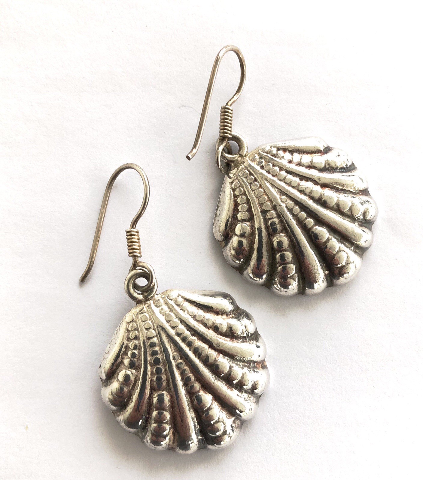 Sterling Silver Scallop Shell Earrings, Long Dang… - image 2