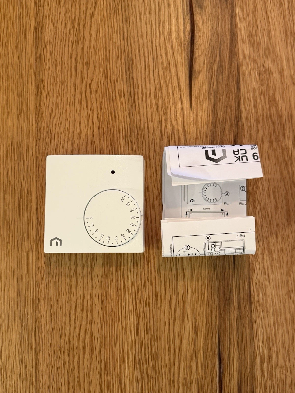 Emmeti U9132029 Electromechanical Thermostat 24V - Brand New Boxed