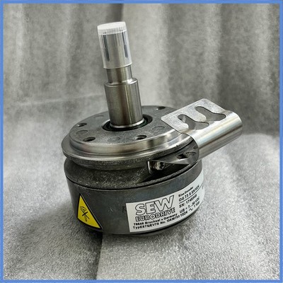New ES7S/EV7S EK8S OG77 S SN1024 0G77 S SN1024 Baumer sine Encoder Fully Tested