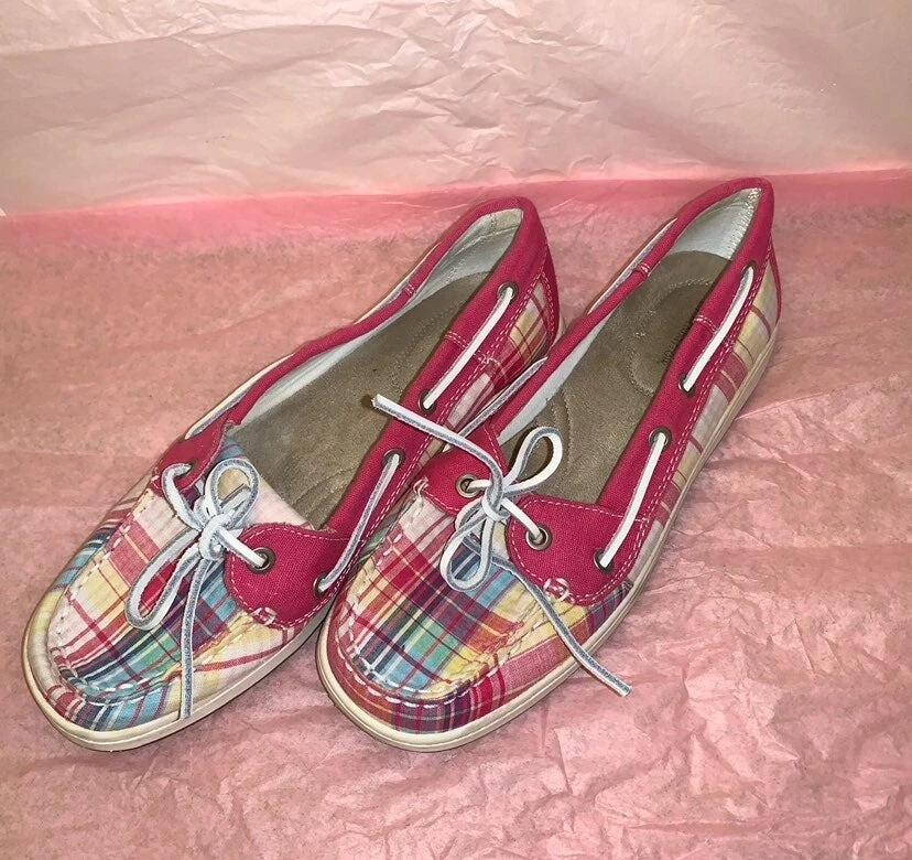Croft and barrow hotsell boat shoes womens