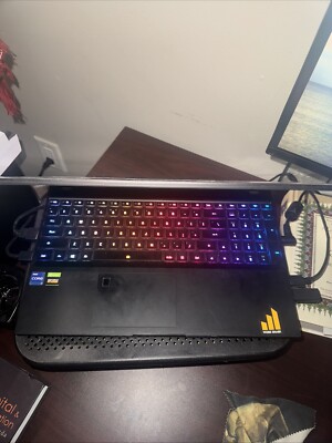 GIGABYTE AERO 15: 4k OLED (NVIDIA RTX 3060, 1TB SSD, Intel i7-11800H)