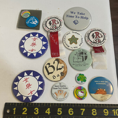 Some Vintage, Some Rough Shape Lot Of 14 Mixed Pinback Buttons (Cat & More) T040