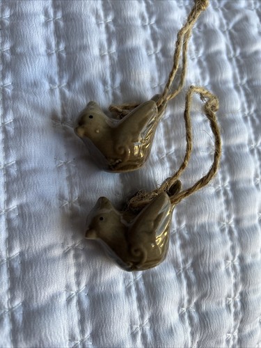 4 Natural Chalet Cream & Beige 2” Stone Hanging Bird Hen Christmas Ornaments - Picture 5 of 20