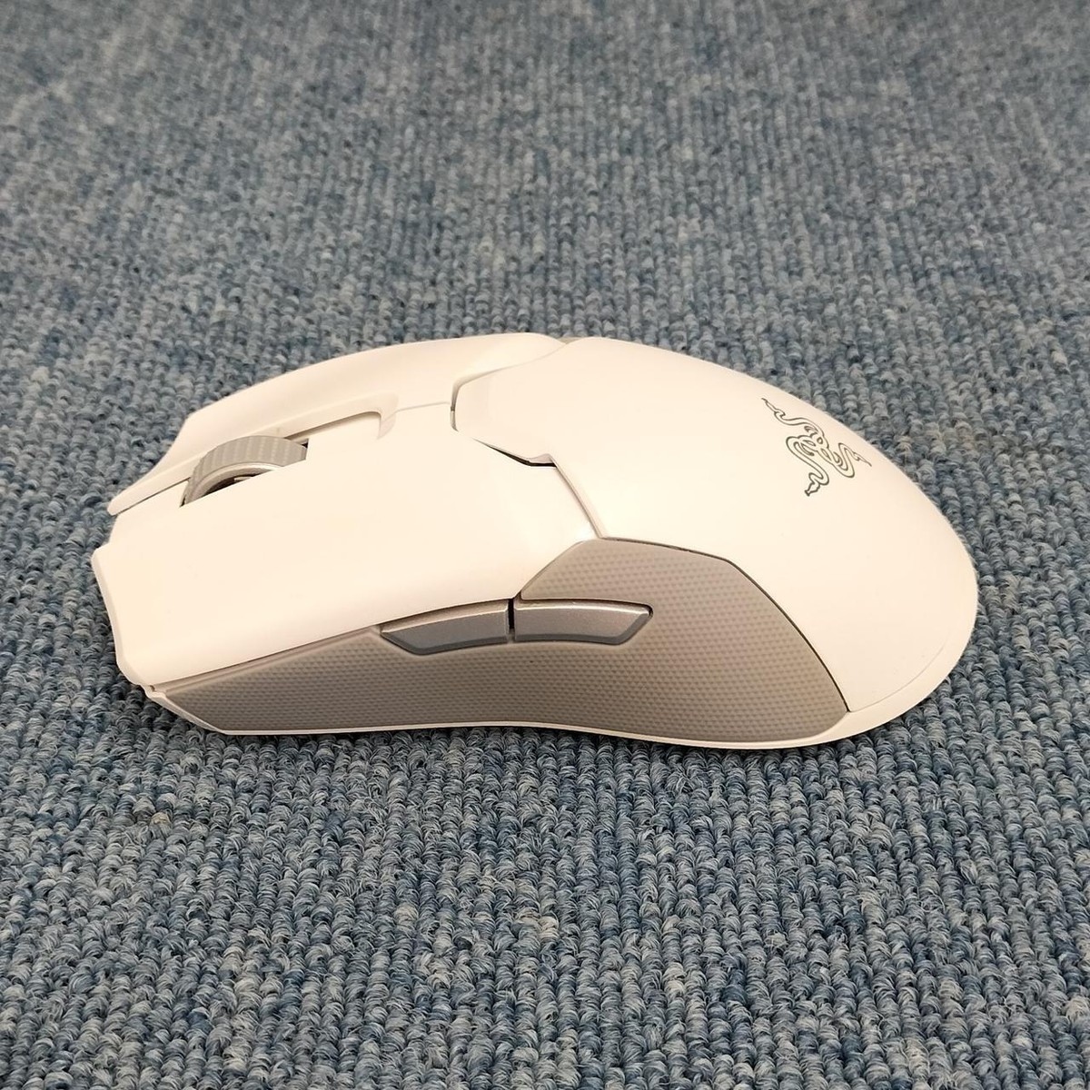 Razer Viper Ultimate Wireless Gaming Mouse White Good Condition