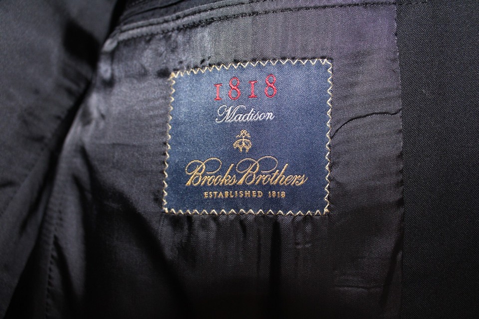 NAVYBLUE BROOKS BROTHERS 100 WOOL GOLD METAL BUTTON MADISON BLAZER