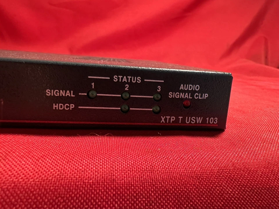 Extron XTP T USW 103 VGA HDMI XTP Switcher No AC Power Adapter or Cables - Image 2 of 3