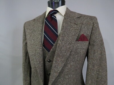 NWT Old stock DAKS London Speckled tweed two button three piece suit 42 L