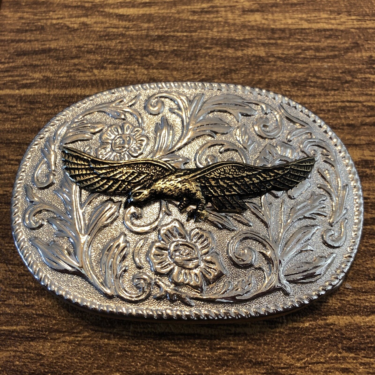 Western belt buckle has a eagle with outstretched wings, set against scrollwork Vintage Eagle Head Small Belt Buckle Western Cowboy American  main image 4