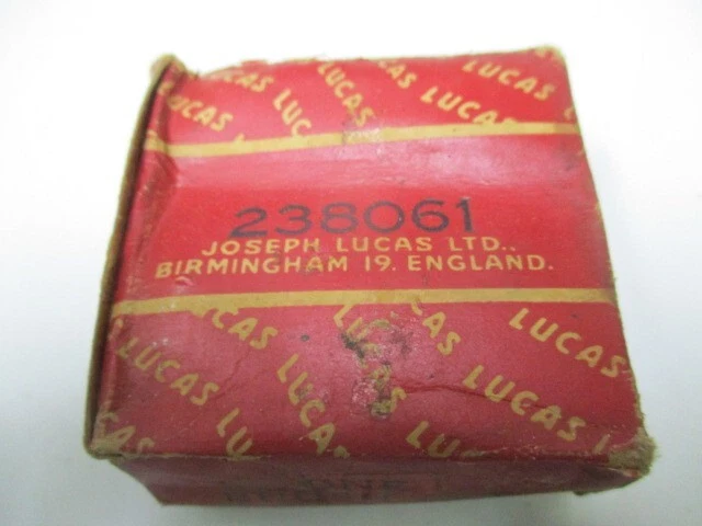 Cepillos generador Riley 2.5, Sunbeam Talbot, Jensen 541, Lucas C45 238061 Nuevo de Lote Antiguo Foto 2 de 4