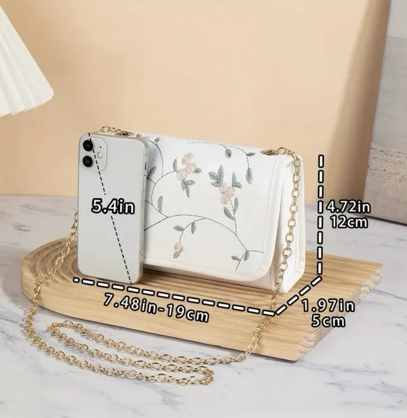 Chic Floral Embroidered Women's Crossbody Bag - Sweet and Fashionable Handbag - Image 3 of 4