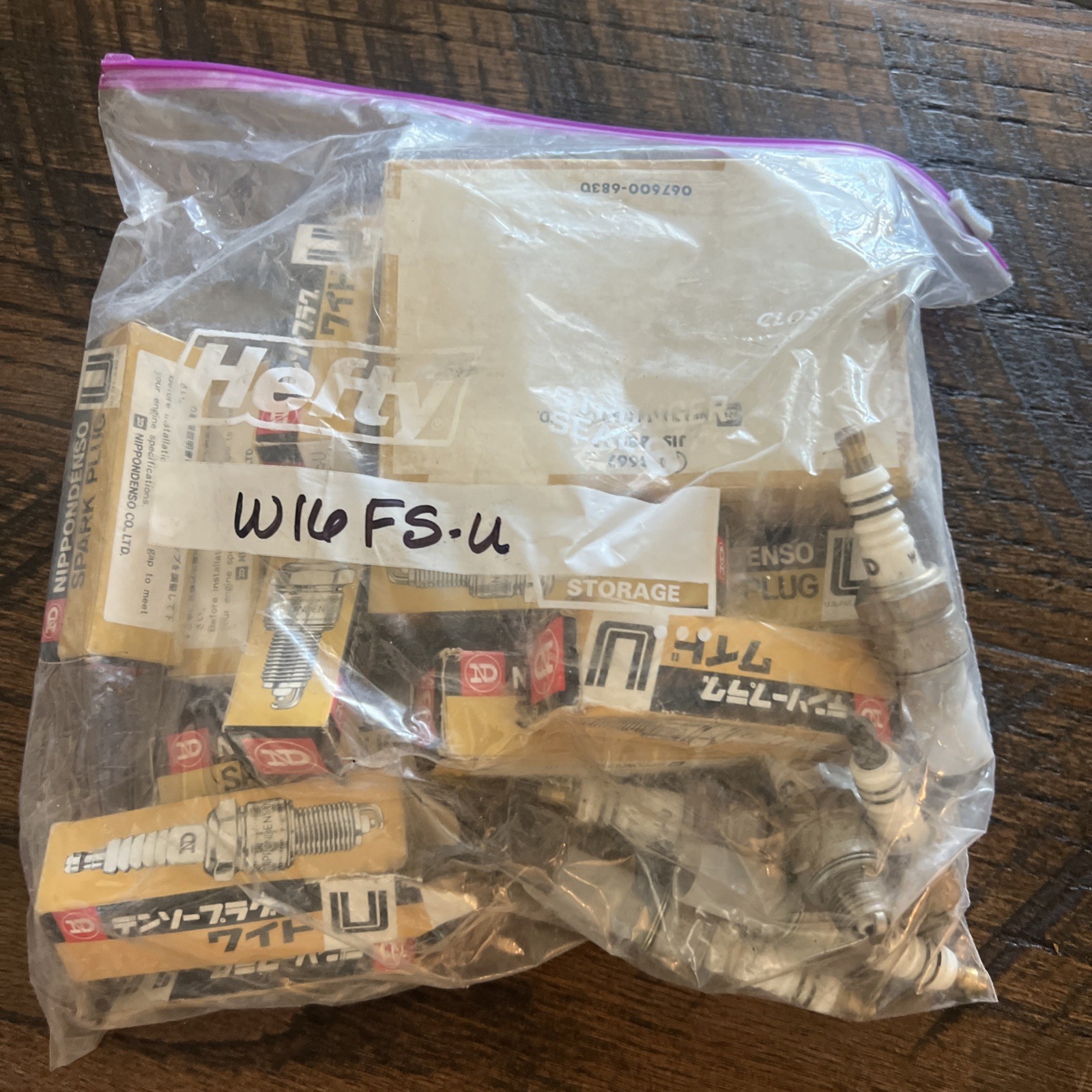 NEW QTY 4 Nippon Denso 3073 W20FS-U W20FSU Spark Plug